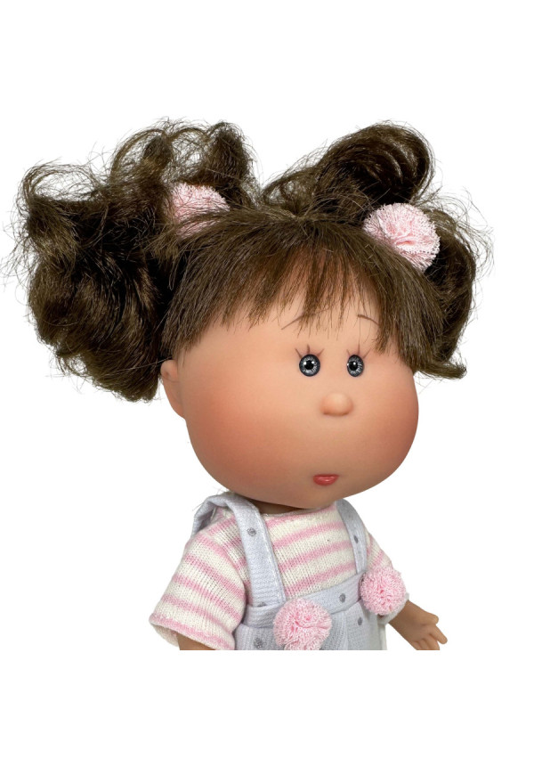 LITTLE MIA PET BRUNETTE CASE NINES D'ONIL