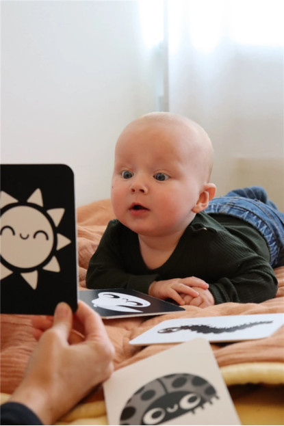 Cartas de contrastes para bebés
