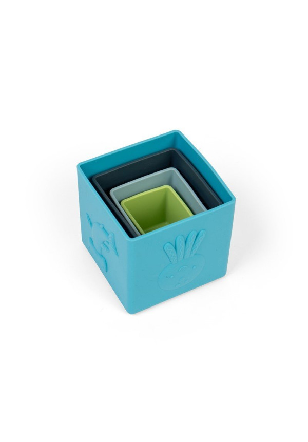 Stacking Cubes