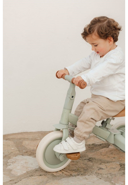 TRICICLO CON BARRA VERDE LITTLE DUTCH